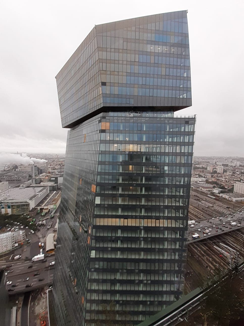 Gaine staff coupe-feu verticale installée par EXTHA